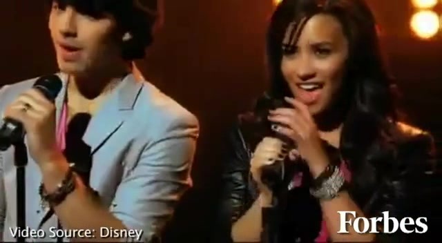 Move Over Miley Cyrus - Here Comes Demi Lovato 2561