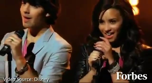 Move Over Miley Cyrus - Here Comes Demi Lovato 2575