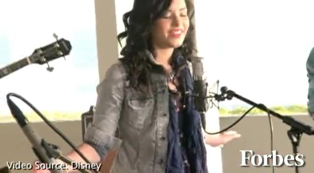 Move Over Miley Cyrus - Here Comes Demi Lovato 2285
