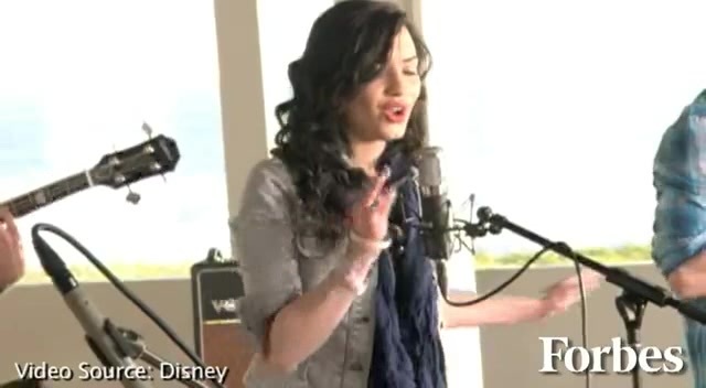 Move Over Miley Cyrus - Here Comes Demi Lovato 2313