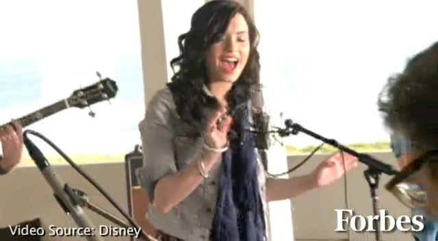 Move Over Miley Cyrus - Here Comes Demi Lovato 2368