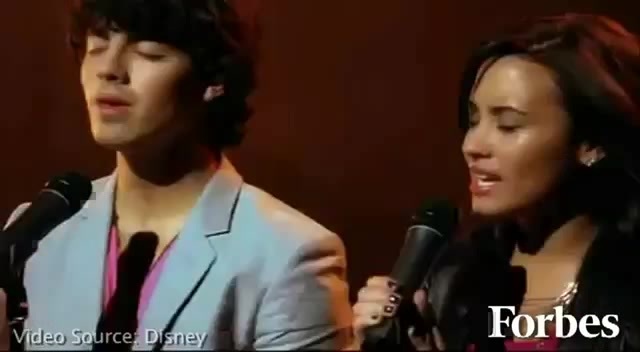 Move Over Miley Cyrus - Here Comes Demi Lovato 2811