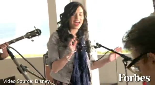 Move Over Miley Cyrus - Here Comes Demi Lovato 2377
