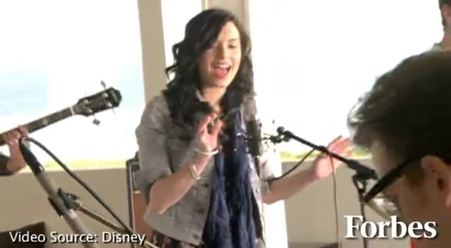 Move Over Miley Cyrus - Here Comes Demi Lovato 2383