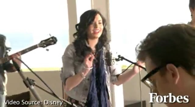 Move Over Miley Cyrus - Here Comes Demi Lovato 2401