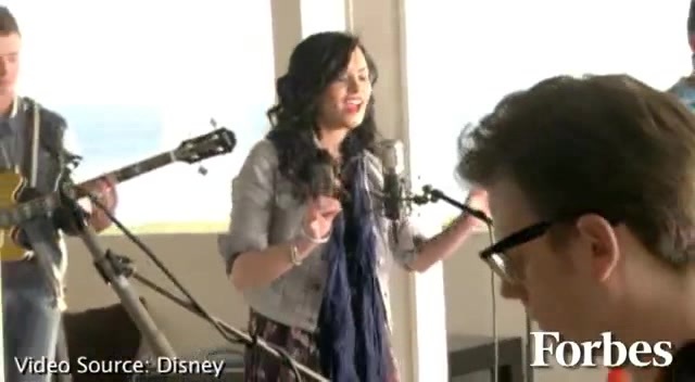 Move Over Miley Cyrus - Here Comes Demi Lovato 2416
