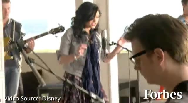 Move Over Miley Cyrus - Here Comes Demi Lovato 2427
