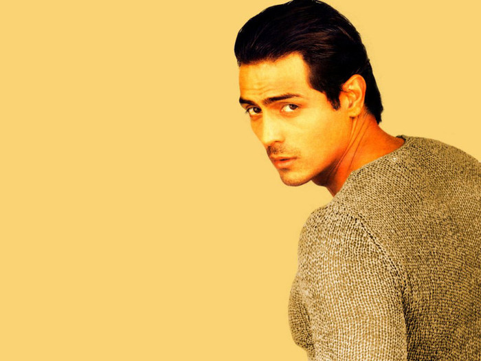 Parca ma alintai soarece chel:))