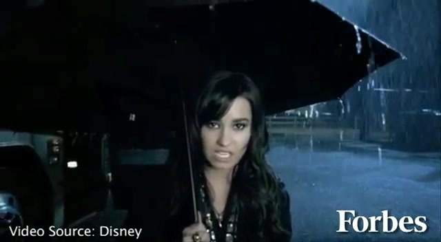 Move Over Miley Cyrus - Here Comes Demi Lovato 4727 Move Over Miley Cyrus - Here Comes Demi Lovato 4727