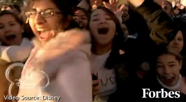 Move Over Miley Cyrus - Here Comes Demi Lovato 4805 Move Over Miley Cyrus - Here Comes Demi Lovato 4805