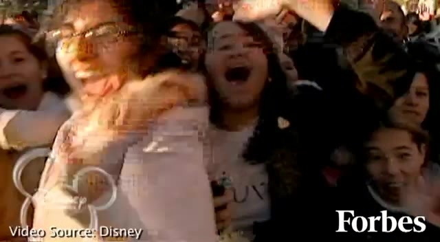 Move Over Miley Cyrus - Here Comes Demi Lovato 4807 Move Over Miley Cyrus - Here Comes Demi Lovato 4807