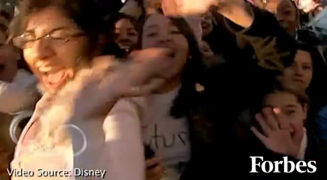 Move Over Miley Cyrus - Here Comes Demi Lovato 4814 Move Over Miley Cyrus - Here Comes Demi Lovato 4814