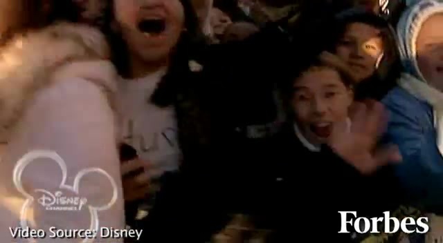 Move Over Miley Cyrus - Here Comes Demi Lovato 4835 Move Over Miley Cyrus - Here Comes Demi Lovato 4835