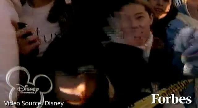 Move Over Miley Cyrus - Here Comes Demi Lovato 4860 Move Over Miley Cyrus - Here Comes Demi Lovato 4860