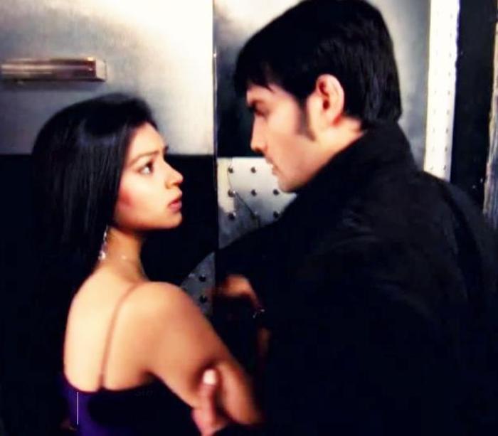 425273_322043227840216_319929048051634_1008833_1941634241_n - Cute Pia nd Decent Abhay