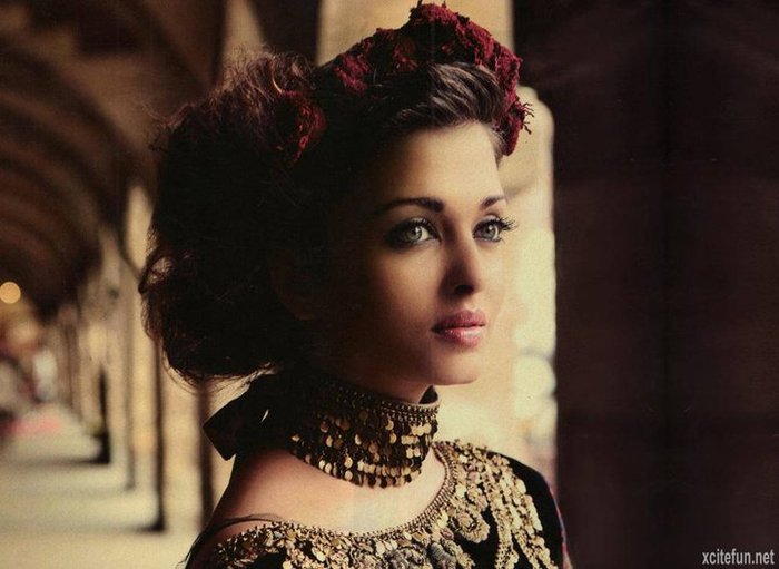  - Aishwarya Rai So Beautifull