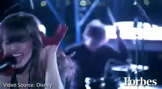 Move Over Miley Cyrus - Here Comes Demi Lovato 7794