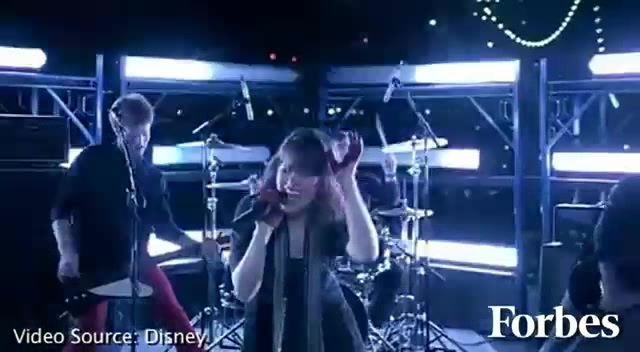 Move Over Miley Cyrus - Here Comes Demi Lovato 7805