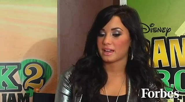 Move Over Miley Cyrus - Here Comes Demi Lovato 6888