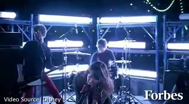 Move Over Miley Cyrus - Here Comes Demi Lovato 7879