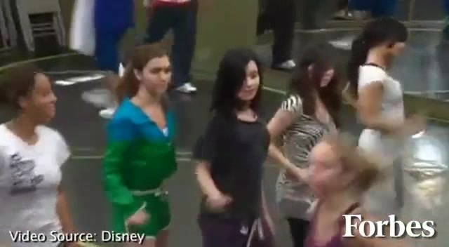 Move Over Miley Cyrus - Here Comes Demi Lovato 9084