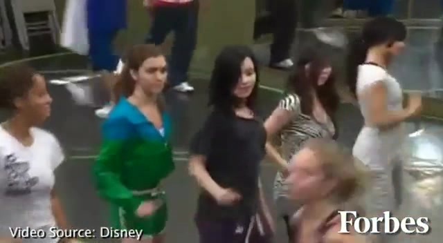 Move Over Miley Cyrus - Here Comes Demi Lovato 9087