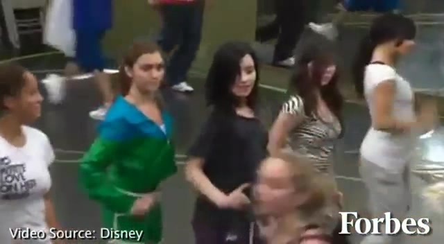 Move Over Miley Cyrus - Here Comes Demi Lovato 9092