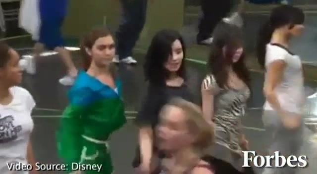 Move Over Miley Cyrus - Here Comes Demi Lovato 9097