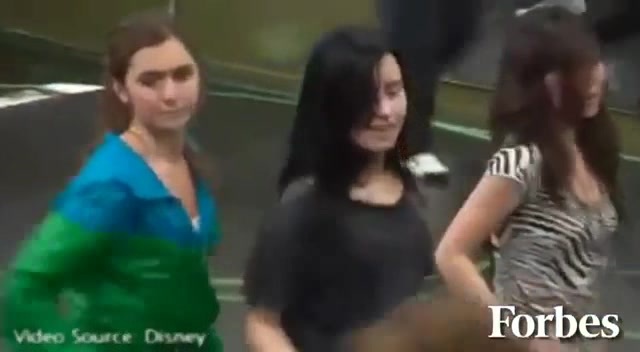 Move Over Miley Cyrus - Here Comes Demi Lovato 9135