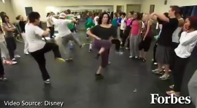 Move Over Miley Cyrus - Here Comes Demi Lovato 8950
