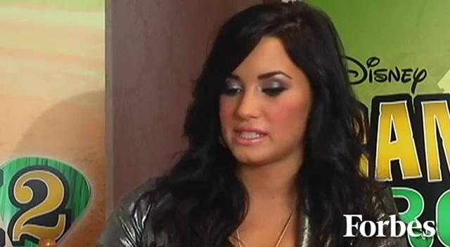 Move Over Miley Cyrus - Here Comes Demi Lovato 9715 Move Over Miley Cyrus - Here Comes Demi Lovato 9715