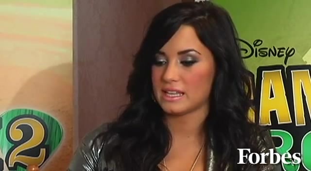 Move Over Miley Cyrus - Here Comes Demi Lovato 9720 Move Over Miley Cyrus - Here Comes Demi Lovato 9720