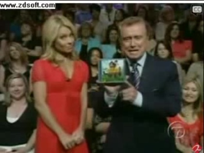 Demi Lovato-This is me(Live) with lyrics 02120 - Demilush - This is me - Live with Regis and Kelly Part oo5