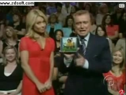 Demi Lovato-This is me(Live) with lyrics 02131 - Demilush - This is me - Live with Regis and Kelly Part oo5