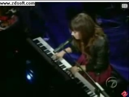 Demi Lovato-This is me(Live) with lyrics 04479 - Demilush - This is me - Live with Regis and Kelly Part oo9