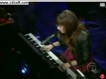 Demi Lovato-This is me(Live) with lyrics 04920 - Demilush - This is me - Live with Regis and Kelly Part o10