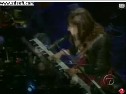 Demi Lovato-This is me(Live) with lyrics 05239 Demi Lovato-This is me(Live) with lyrics 05239