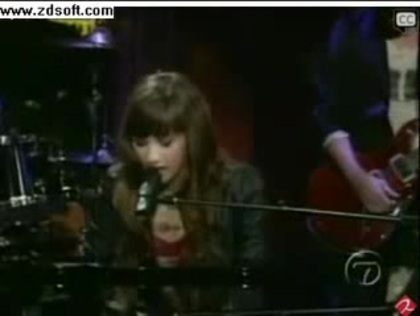 Demi Lovato-This is me(Live) with lyrics 06087