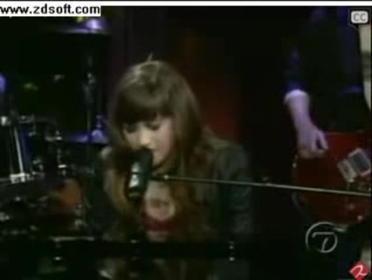 Demi Lovato-This is me(Live) with lyrics 06243