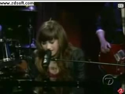 Demi Lovato-This is me(Live) with lyrics 06252