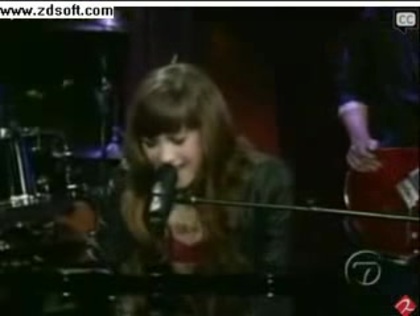 Demi Lovato-This is me(Live) with lyrics 06343