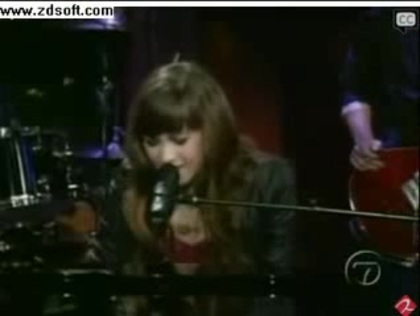 Demi Lovato-This is me(Live) with lyrics 06357