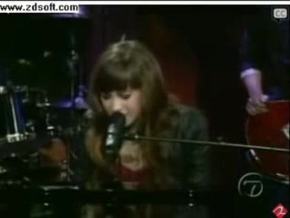 Demi Lovato-This is me(Live) with lyrics 06408 Demi Lovato-This is me(Live) with lyrics 06408