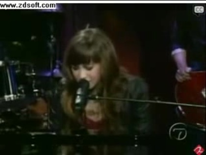 Demi Lovato-This is me(Live) with lyrics 06423 Demi Lovato-This is me(Live) with lyrics 06423