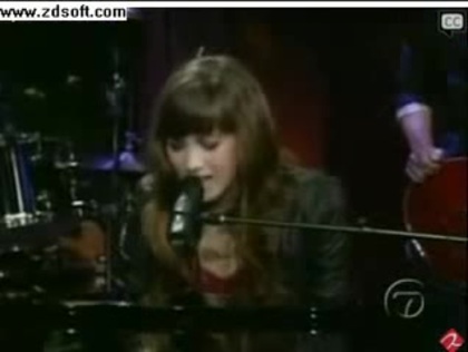 Demi Lovato-This is me(Live) with lyrics 06500 - Demilush - This is me - Live with Regis and Kelly Part o13