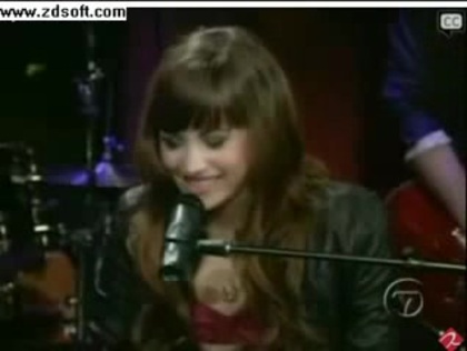 Demi Lovato-This is me(Live) with lyrics 07611 Demi Lovato-This is me(Live) with lyrics 07611