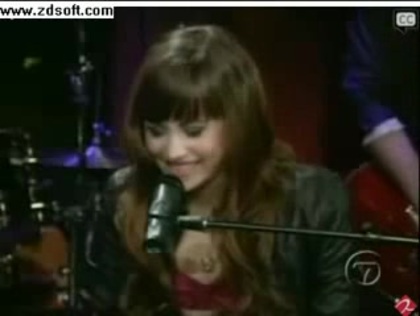 Demi Lovato-This is me(Live) with lyrics 07615 - Demilush - This is me - Live with Regis and Kelly Part o16