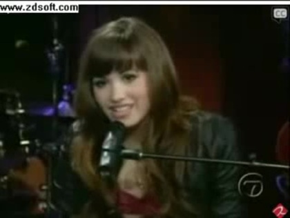 Demi Lovato-This is me(Live) with lyrics 07346