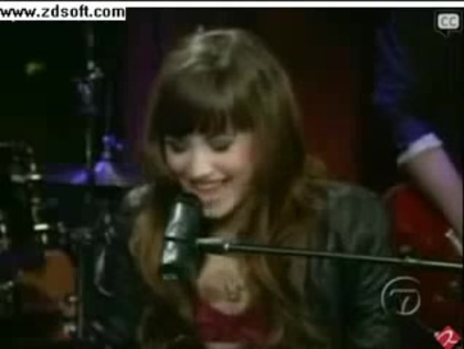 Demi Lovato-This is me(Live) with lyrics 07647 Demi Lovato-This is me(Live) with lyrics 07647