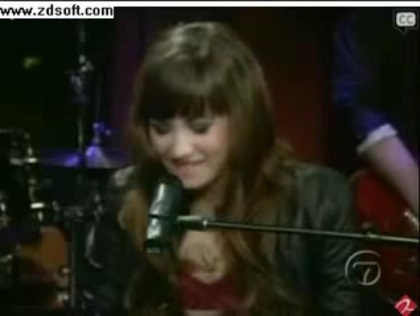 Demi Lovato-This is me(Live) with lyrics 07722
